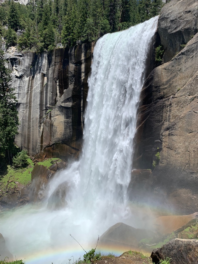 Yosemite national park - waterfalls make the best rainbows